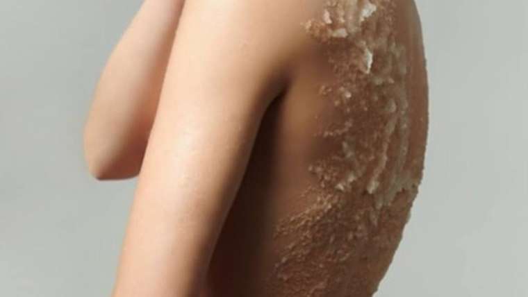 Professionele lichaamsverzorging met Homm en Dry Brushing